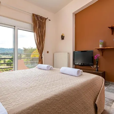 Ferienhaus Mit Privatpool Fuer 7 Personen Ca 200 Qm In Damatria, Dodekanes Rhodos